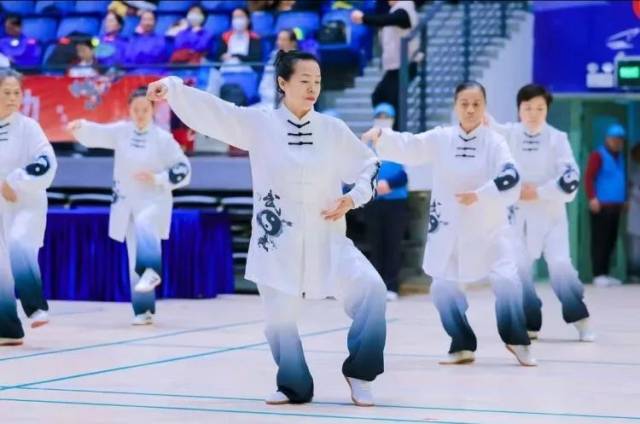 深圳游泳名将_深圳游泳冠军赛_深圳 游泳冠军