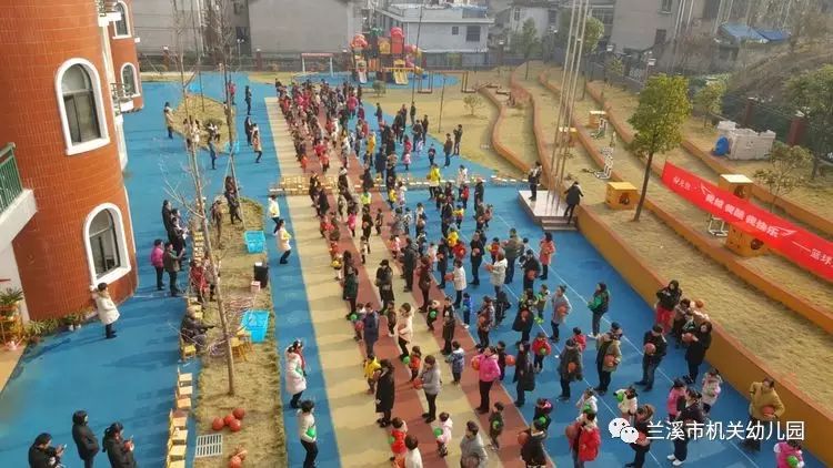传球篮球接力赛技巧和方法_接力赛篮球传球技巧_传球篮球接力赛技巧视频