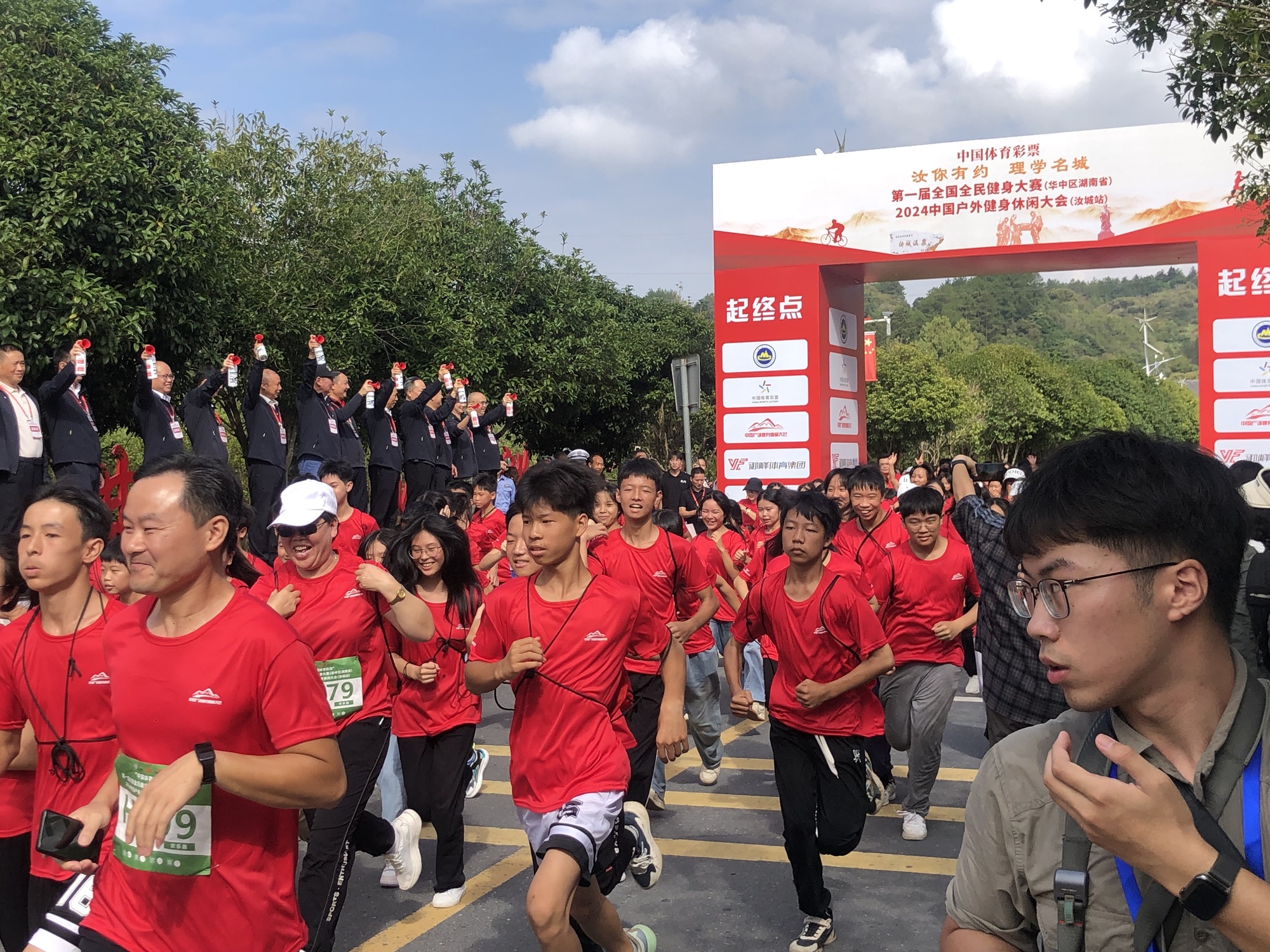 举重冠军王明娟现状如何_举重冠军王明娟简历_王明娟举重冠军