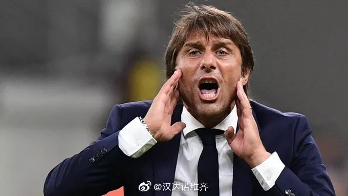 足球替补_足球替补新规则最新消息_足球替补球员