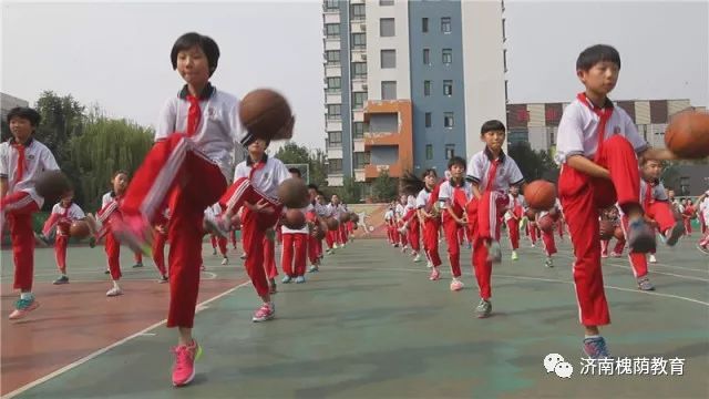 甘孜校园篮球杯冠军名单_甘孜篮球队_甘孜县篮球馆