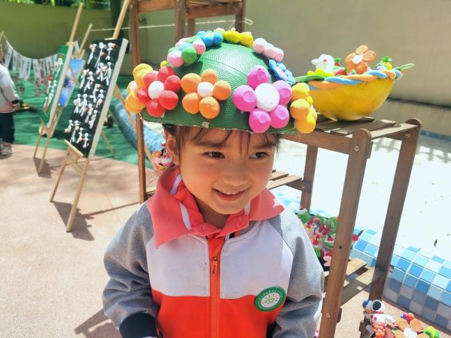 篮球交叉拍球_幼儿园单手交替拍篮球技巧_教案篮球左右交替拍球