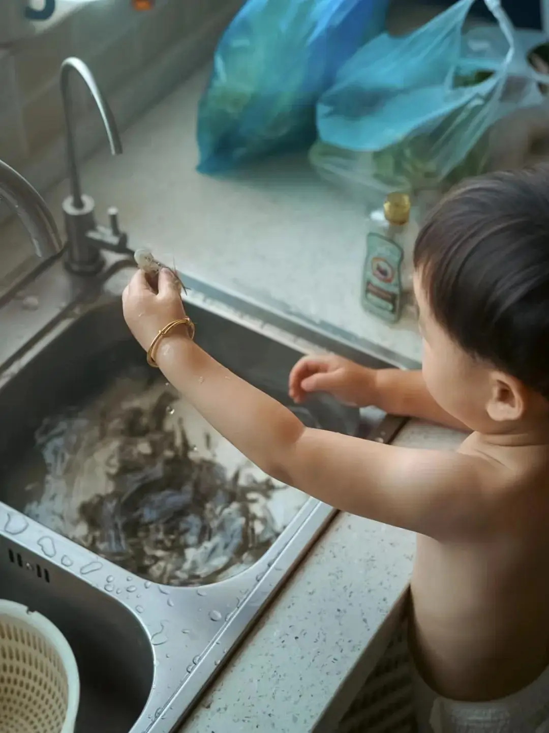 孩子回归家庭日常_回归日常家庭孩子的感受_回归家庭回归生活
