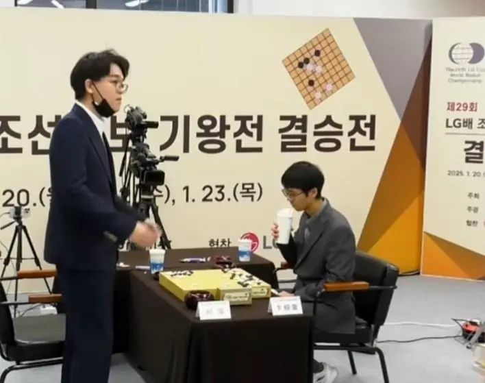 韩国主场争议：柯洁被判负背后，围棋规则与韩国体育精神的深度探讨